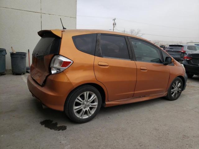 JHMGE8H46AS027987 - 2010 HONDA FIT SPORT ORANGE photo 3