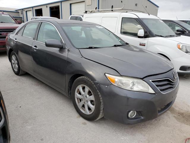 4T4BF3EK0BR207715 - 2011 TOYOTA CAMRY BASE GRAY photo 4