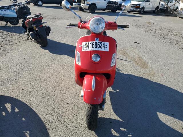 ZAPM459L085007818 - 2008 VESPA GTS 250 RED photo 2