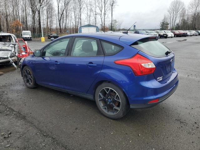 1FAHP3K20CL434717 - 2012 FORD FOCUS SE BLUE photo 2