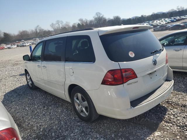 2C4RVACG7CR321521 - 2012 VOLKSWAGEN ROUTAN SEL WHITE photo 2