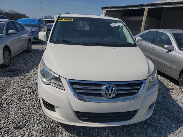 2C4RVACG7CR321521 - 2012 VOLKSWAGEN ROUTAN SEL WHITE photo 5