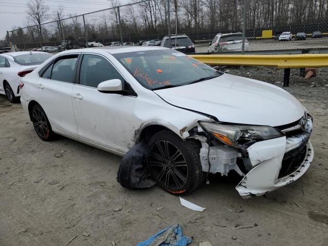 4T1BF1FK9GU165632 - 2016 TOYOTA CAMRY LE WHITE photo 4