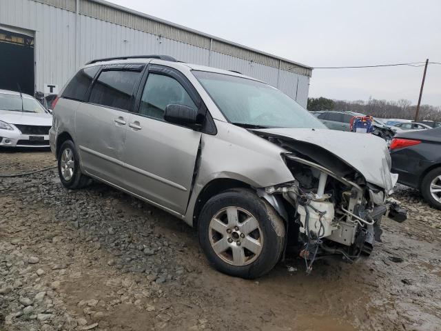 5TDZK23C99S262564 - 2009 TOYOTA SIENNA CE SILVER photo 4