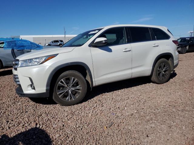 5TDBZRFH2JS900400 - 2018 TOYOTA HIGHLANDER LE WHITE photo 1