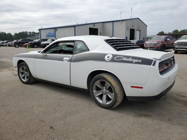 2C3CDZAG6KH727499 - 2019 DODGE CHALLENGER SXT WHITE photo 2