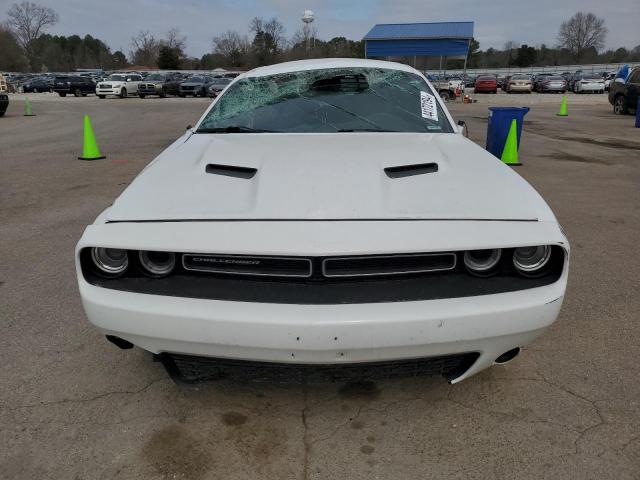 2C3CDZAG6KH727499 - 2019 DODGE CHALLENGER SXT WHITE photo 5