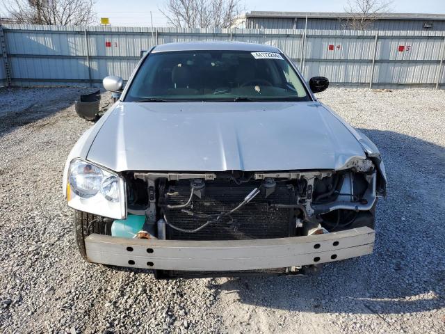 2D4FV47V77H837728 - 2007 DODGE MAGNUM SXT SILVER photo 5