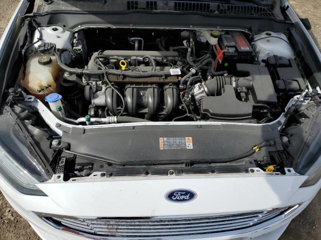 3FA6P0H71HR294470 - 2017 FORD FUSION SE WHITE photo 11