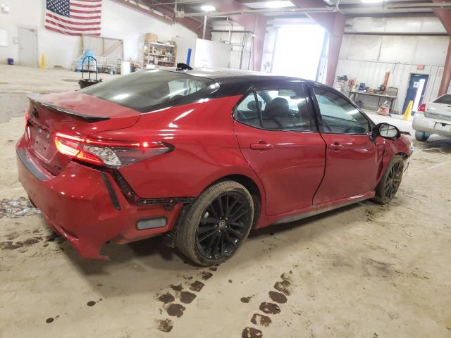 4T1KZ1AK8NU061127 - 2022 TOYOTA CAMRY TRD BURGUNDY photo 3