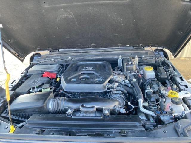 1C4HJXEN0JW332662 - 2018 JEEP WRANGLER U SAHARA CHARCOAL photo 7