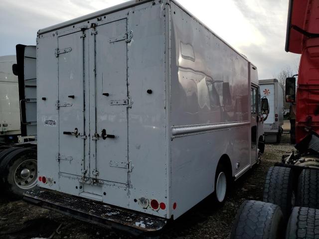 4UZAAPDU2HCJH0661 - 2017 FREIGHTLINER CHASSIS M LINE WALK-IN VAN WHITE photo 3