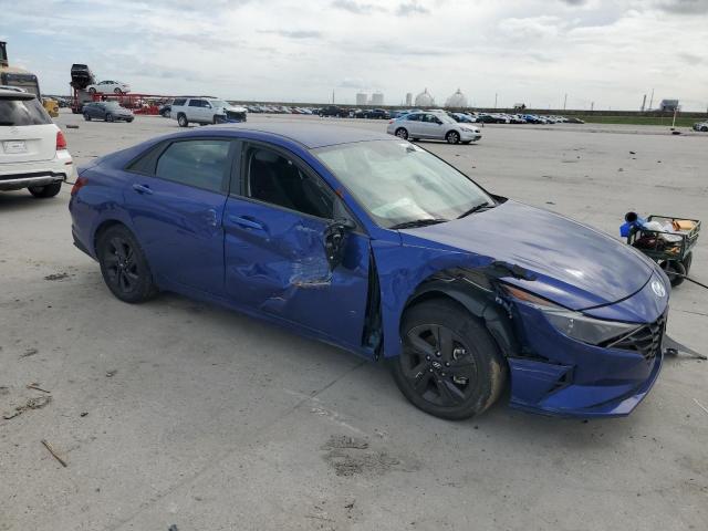 5NPLS4AG2NH053111 - 2022 HYUNDAI ELANTRA SEL BLUE photo 4