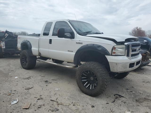 1FTWX31PX6EA32033 - 2006 FORD F350 SRW SUPER DUTY WHITE photo 4