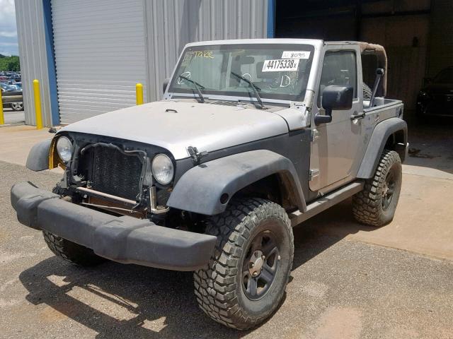 1J4FA24117L229117 - 2007 JEEP WRANGLER X SILVER photo 2