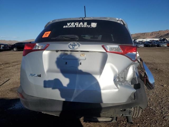 JTMZFREV6FJ032825 - 2015 TOYOTA RAV4 LE SILVER photo 6