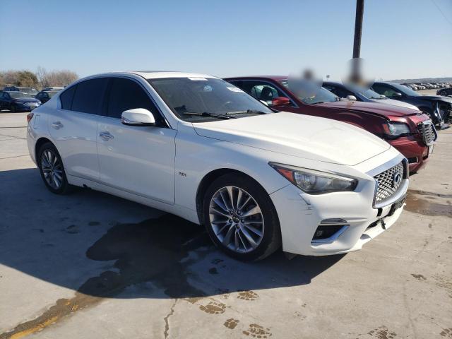 JN1EV7AR2JM442952 - 2018 INFINITI Q50 LUXE WHITE photo 4