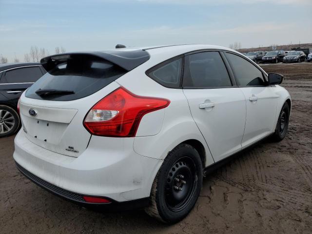 1FADP3K20EL220537 - 2014 FORD FOCUS SE WHITE photo 3