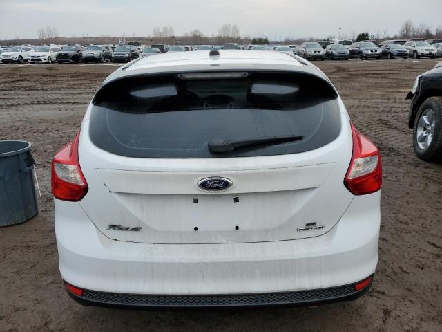 1FADP3K20EL220537 - 2014 FORD FOCUS SE WHITE photo 6