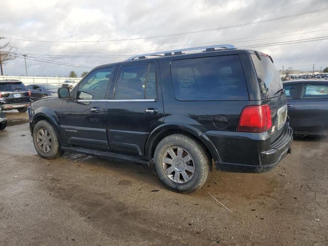 5LMFU28R24LJ15449 - 2004 LINCOLN NAVIGATOR BLACK photo 2
