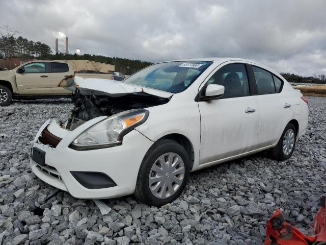 3N1CN7AP1JL866476 - 2018 NISSAN VERSA S WHITE photo 2