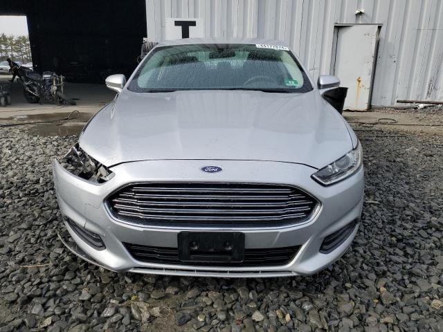 3FA6P0H7XGR348461 - 2016 FORD FUSION SE SILVER photo 5