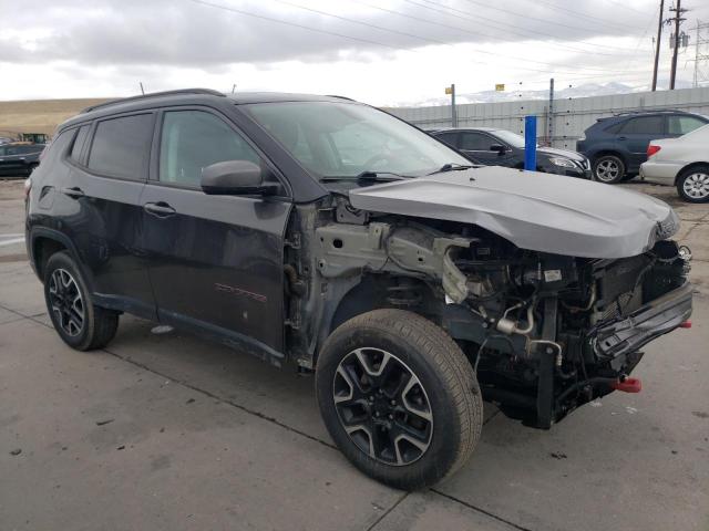 3C4NJDDB0KT799273 - 2019 JEEP COMPASS TRAILHAWK GRAY photo 4