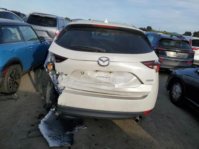 JM3KFACM5K1683927 - 2019 MAZDA CX-5 TOURING WHITE photo 6