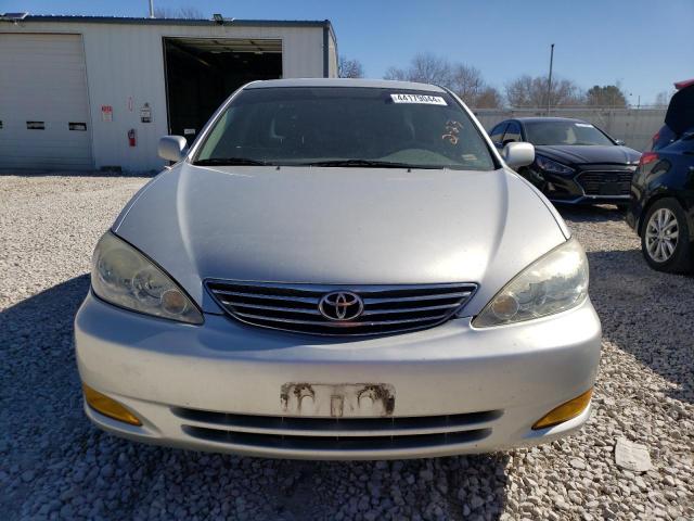 4T1BE32K75U987427 - 2005 TOYOTA CAMRY LE SILVER photo 5