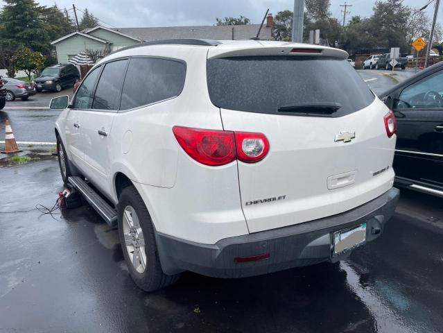 1GNKVGED8BJ285260 - 2011 CHEVROLET TRAVERSE LT WHITE photo 3