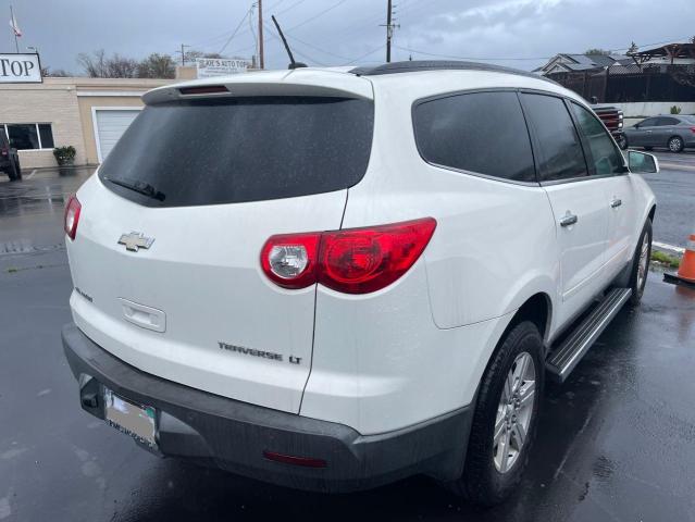 1GNKVGED8BJ285260 - 2011 CHEVROLET TRAVERSE LT WHITE photo 4