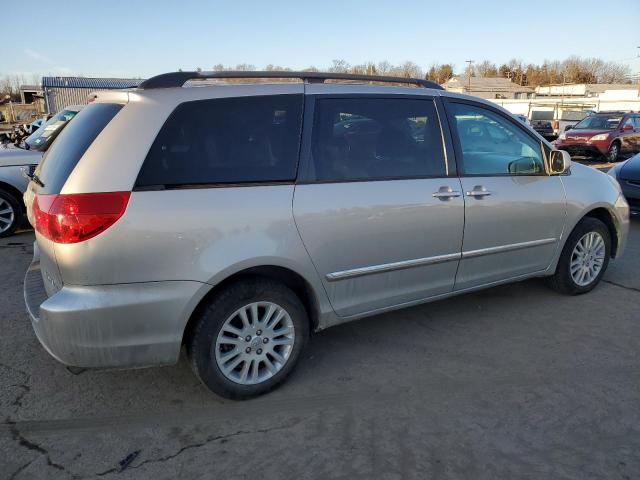 5TDBK22CX7S000830 - 2007 TOYOTA SIENNA XLE SILVER photo 3