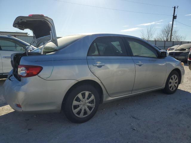 JTDBU4EE5B9154923 - 2011 TOYOTA COROLLA BASE SILVER photo 3