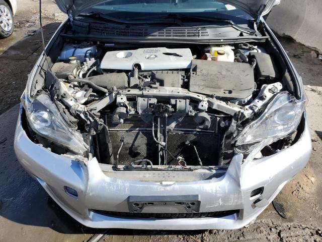 JTHKD5BH1D2170003 - 2013 LEXUS CT 200 SILVER photo 11