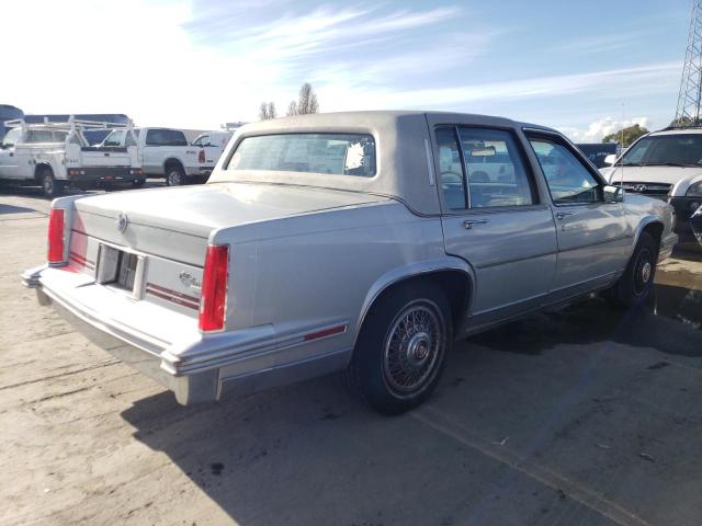 1G6CB5156J4343925 - 1988 CADILLAC FLEETWOOD DELEGANCE SILVER photo 3