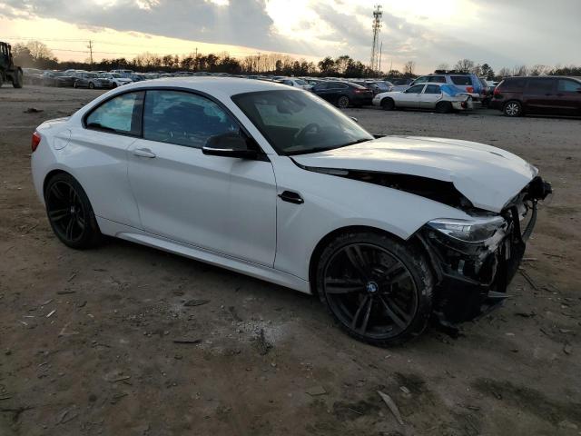 WBS1J5C52JVD36982 - 2018 BMW M2 WHITE photo 4