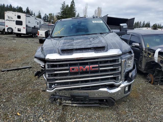 1GT49UEY1NF316492 - 2022 GMC SIERRA K3500 SLT BLACK photo 5