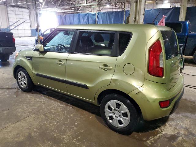 KNDJT2A56D7611570 - 2013 KIA SOUL GREEN photo 2