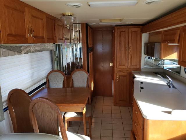 1RF12061XW2014735 - 1998 ROADMASTER RAIL DYANASTER TWO TONE photo 6