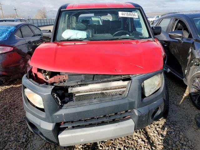 5J6YH27695L019602 - 2005 HONDA ELEMENT EX RED photo 5