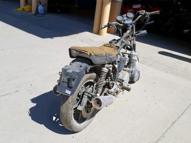 RC042117383 - 1984 HONDA 750CC  zdjęcie 4