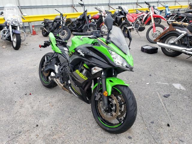 JKAEXEK12JDA12453 - 2018 KAWASAKI EX650 F GREEN photo 1