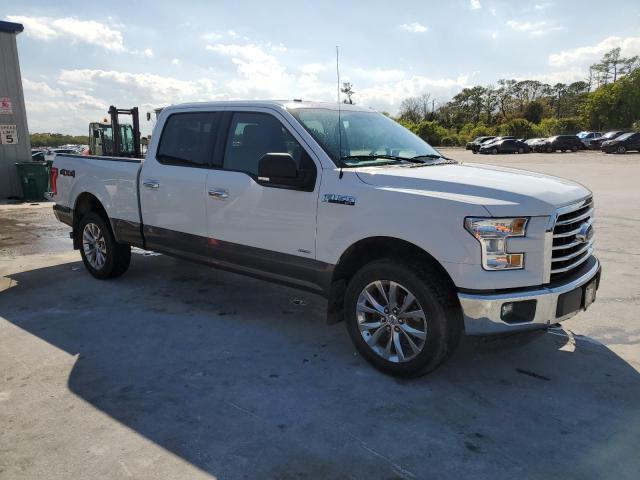 1FTFW1EG2HFC75799 - 2017 FORD F150 SUPERCREW WHITE photo 4