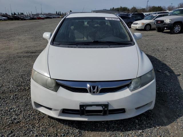 2HGFA1F51BH542319 - 2011 HONDA CIVIC LX WHITE photo 5