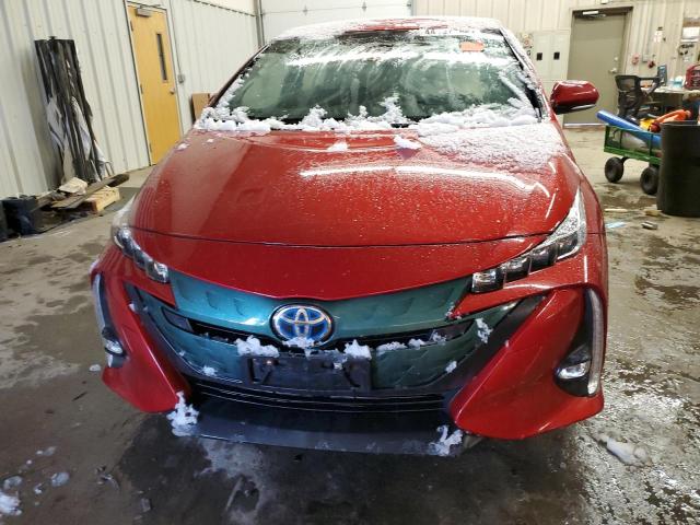 JTDKARFP2H3028889 - 2017 TOYOTA PRIUS PRIM 红色 照片 5