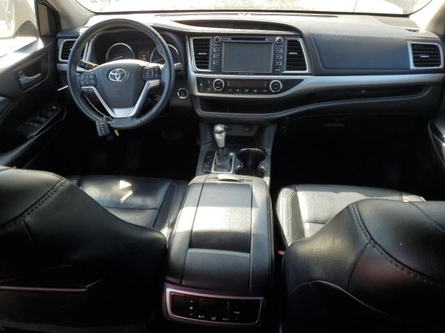 5TDKKRFH4GS173838 - 2016 TOYOTA HIGHLANDER XLE GRAY photo 8