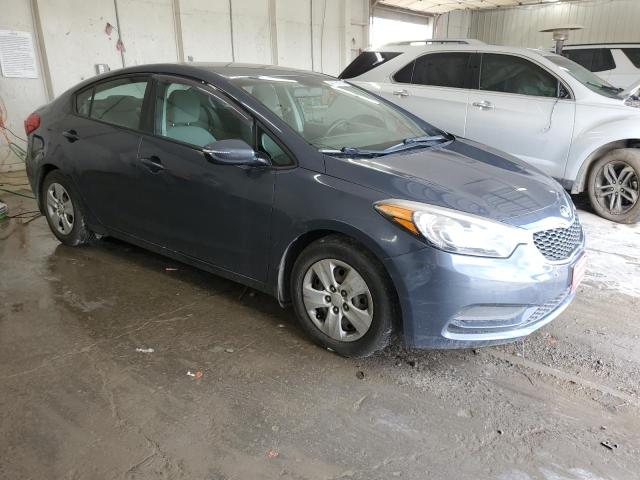 KNAFX4A63F5427066 - 2015 KIA FORTE LX GRAY photo 4