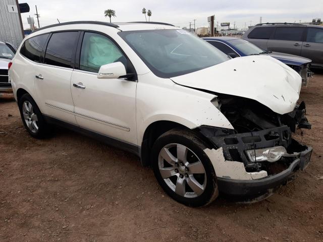 1GNKRLED4BJ152010 - 2011 CHEVROLET TRAVERSE LTZ WHITE photo 4