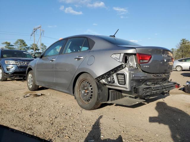 3KPA24AD2NE436404 - 2022 KIA RIO LX SILVER photo 2