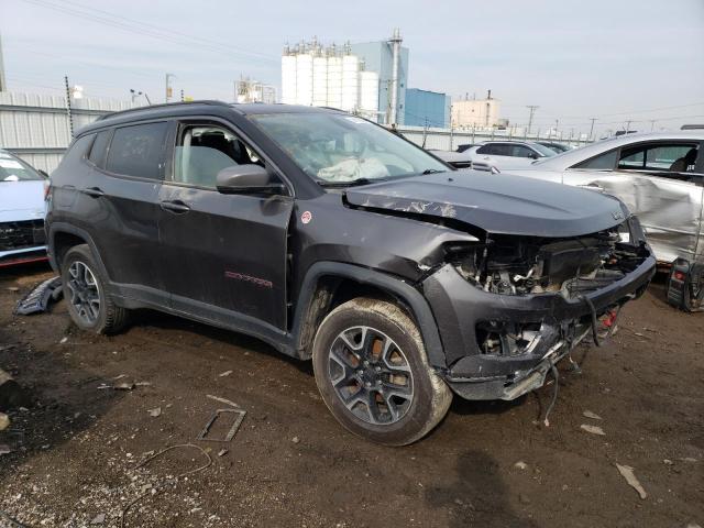 3C4NJDDB3KT739617 - 2019 JEEP COMPASS TRAILHAWK GRAY photo 4